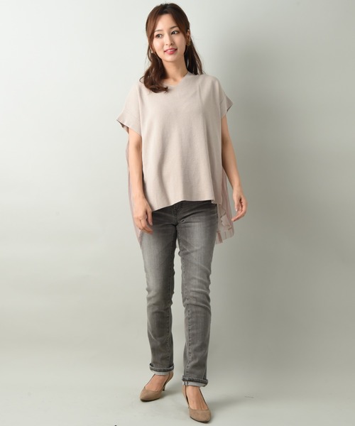 INTERPLANET（インタープラネット）の「ＢＡＣＫプリーツチュールニットプルオーバー（ニット/セーター・レディース・チャコールグレー/ライトグレー/ベージュ・FREE）」の7枚目の写真