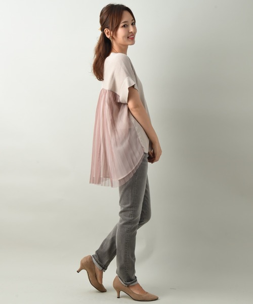 INTERPLANET（インタープラネット）の「ＢＡＣＫプリーツチュールニットプルオーバー（ニット/セーター・レディース・チャコールグレー/ライトグレー/ベージュ・FREE）」の10枚目の写真