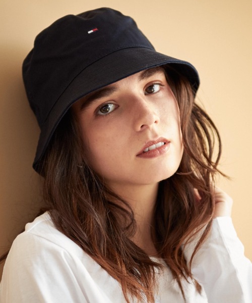 TOMMY HILFIGER（トミーヒルフィガー）の「オンライン限定バケットハット（ハット・メンズ・ベージュ/ネイビー・FREE）」の15枚目の写真