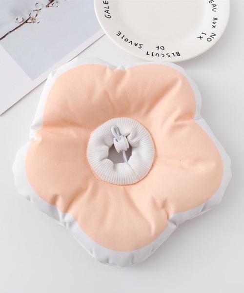 aimoha（アイモハ）の「ペット用エリザベスカラー 花形（その他ペットグッズ・レディース・ホワイト/パープル/ピンク/イエロー・SMALL/MEDIUM/LARGE）」の4枚目の写真