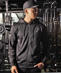 セットアップ トレーニングウェア スポーツウェア」に該当する