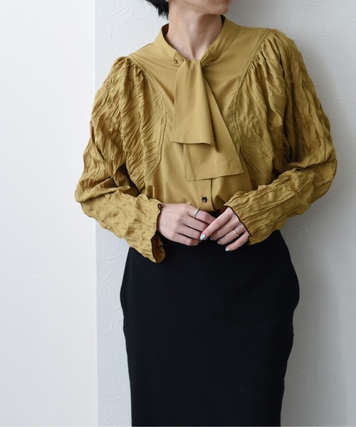 Eimee Law（エイミーロウ）の「プリーツワッシャースリーブドルマンTOPS（シャツ/ブラウス・レディース・アイボリー/ブラック/マスタード・38）」の20枚目の写真
