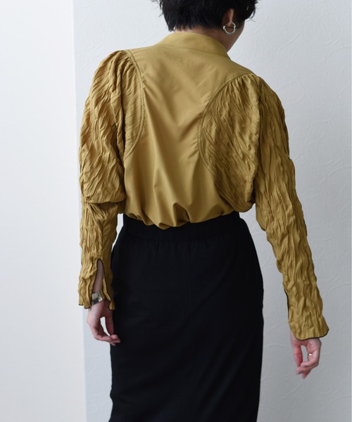 Eimee Law（エイミーロウ）の「プリーツワッシャースリーブドルマンTOPS（シャツ/ブラウス・レディース・アイボリー/ブラック/マスタード・38）」の22枚目の写真