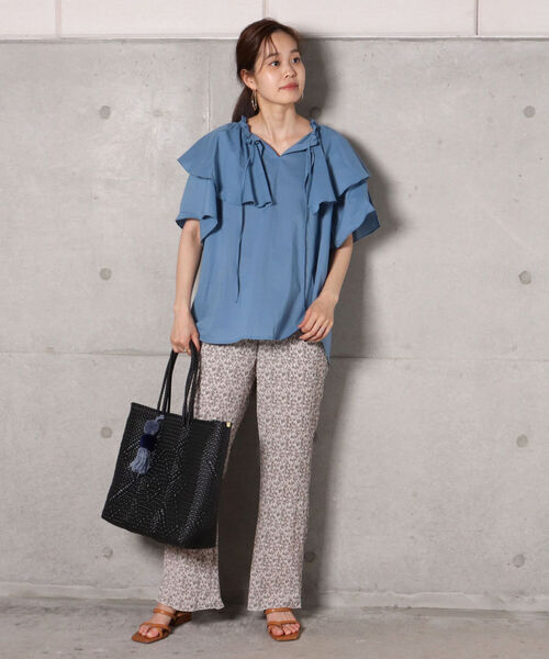 fredy repit（フレディレピ）の「【WEB限定】ボリュームフリルブラウス（シャツ/ブラウス・レディース・ブラック/ブラック系その他3/ブルー・38）」の4枚目の写真