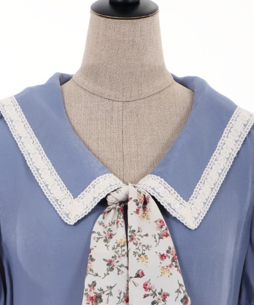 axes femme POETIQUE(アクシーズファムポエティック)の「フィッシュテールセーラーOP(ワンピース・レディース・ブルー/ブラック/ベージュ・MEDIUM)」の10枚目の写真