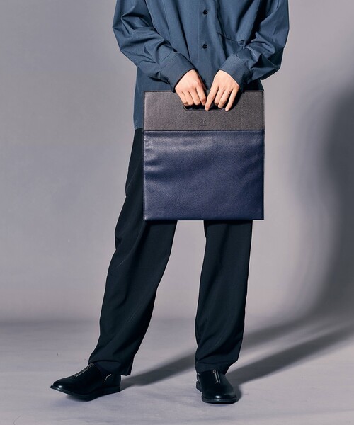 tk.TAKEO KIKUCHI(ティーケータケオキクチ)の「【WEB限定】レザー調クラッチバッグ(クラッチバッグ・レディース・ブラック/ネイビー/ブラック系5/ベージュ系/ブラック系・00)」の12枚目の写真