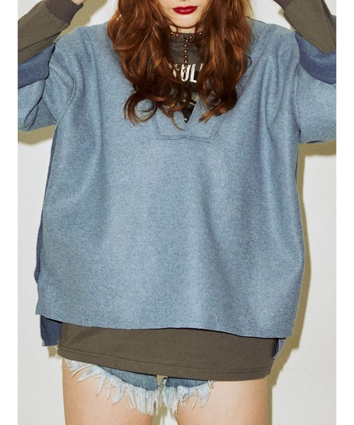 jouetie（ジュエティ）の「Vネックカットオフプルオーバー（スウェット・レディース・ブラック/ブラウン/ピンク/ブルー・MEDIUM）」の9枚目の写真