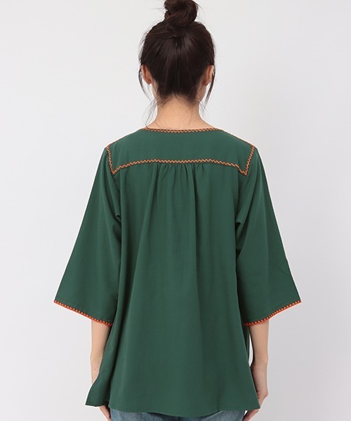 チチカカ（チチカカ）の「クロス刺繍プルオーバー（シャツ/ブラウス・レディース・チャコールグレー/グリーン/アイボリー・FREE）」の13枚目の写真