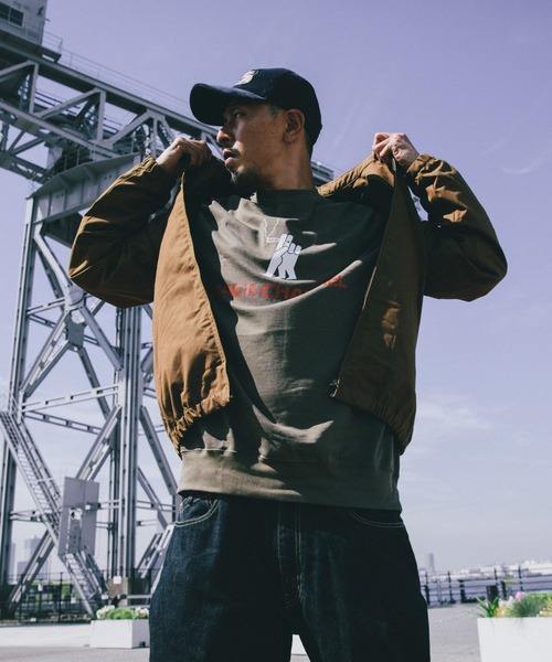 Back Channel（バックチャンネル）の「LIGHT CREW SWEAT（スウェット・メンズ・ブラック/イエロー/オリーブドラブ・MEDIUM/LARGE/X-LARGE/XX-LARGE）」の3枚目の写真