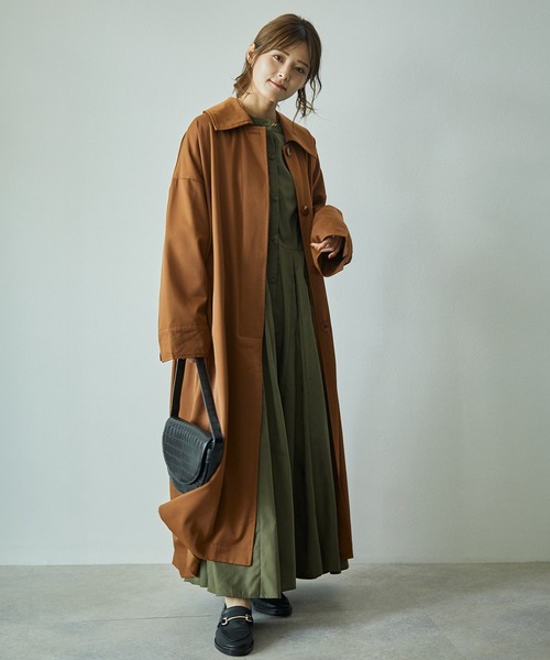 ECRIRE（エクリール）の「【yun_wearコラボ】フェイクレザーショートブルゾン＋フレアロングコートセット（ステンカラーコート・レディース・ベージュ/ブラウン/カーキ/アイボリー・M）」の7枚目の写真