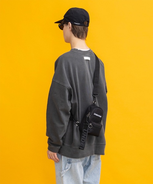 UNDERCROSS(アンダークロス)の「【UNDERCROSS 】ジョイスリングバッグ ミニ(ボディバッグ/ウエストポーチ・レディース・ブラック/マルチ/レオパード/ブラック×レッド/ブラック×ブルー/ブラック×イエロー/ブラック×ピンク/ブラック×パープル・FREE)」の10枚目の写真