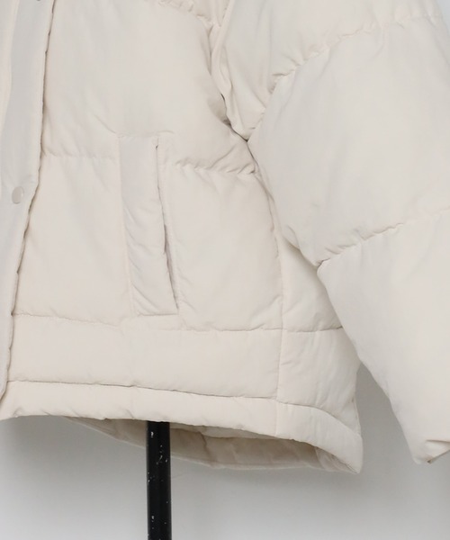 Bonjour Sagan（ボンジュールサガン）の「ノーカラーダウンコート（ダウンジャケット/コート・レディース・ブラック/ライトカーキ/アイボリー・FREE）」の6枚目の写真