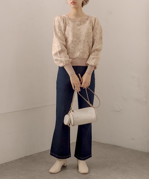 OLIVE des OLIVE（オリーブデオリーブ）の「【WEB限定】お花ふくれジャガードニット（ニット/セーター・レディース・ブラック/サックスブルー/アイボリー/グレー・FREE）」の5枚目の写真