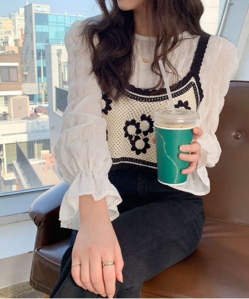 chuu（チュー）の「CHUU サニーレイヤードBlouse & Bustier Set（シャツ/ブラウス・レディース・アイボリー・FREE）」の6枚目の写真