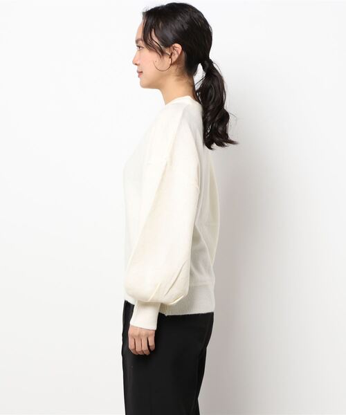 Te chichi(テチチ)の「ボリューム袖ニット(ニット/セーター・レディース・グレー/オフホワイト/オレンジ/グリーン・フリ-)」の5枚目の写真