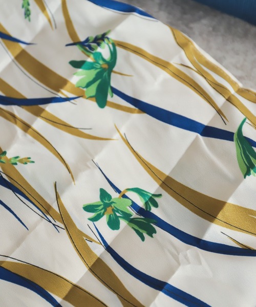 rapiecage（ラピエサージュ）の「ポケッタブル　プリントバッグ（ショルダーバッグ・レディース・サックスブルー/マスタード/キナリ/ネイビー/ボルドー・FREE）」の8枚目の写真