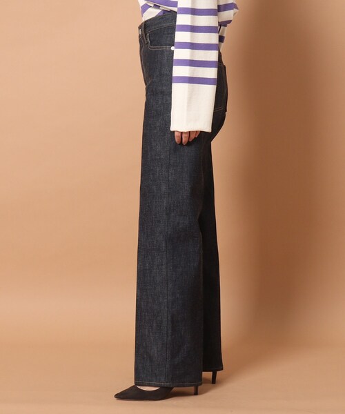 DRESSTERIOR(ドレステリア)の「◆【otonaMUSE5月号掲載】ストレートデニムパンツ(デニムパンツ・レディース・ネイビー/ブルー・38/36/34/40)」の5枚目の写真
