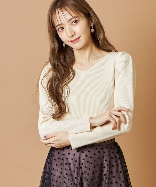 tocco closet（トッコ　クローゼット）の「バックレースアップパワーショルダーリブニットプルオーバー（ニット/セーター・レディース・ピンク系その他/アイボリー/ブラック・M）」の5枚目の写真