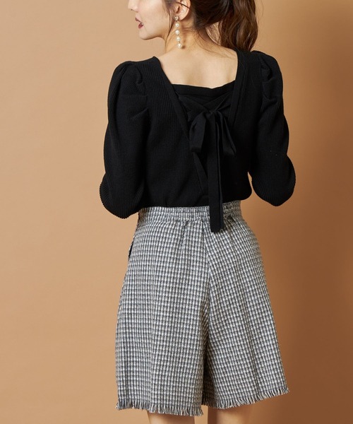 tocco closet（トッコ　クローゼット）の「バックレースアップパワーショルダーリブニットプルオーバー（ニット/セーター・レディース・ピンク系その他/アイボリー/ブラック・M）」の11枚目の写真