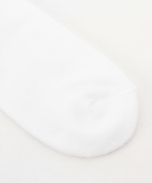 BEAMS BOY(ビームスボーイ)の「adidas / SOLID CREW SOCKS(ソックス/靴下・レディース・ホワイト・ONE SIZE)」の4枚目の写真