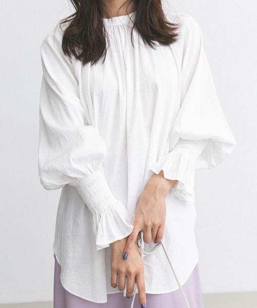 URBAN RESEARCH ROSSO WOMEN(アーバンリサーチ ロッソ)の「2WAYボリュームスリーブブラウス(シャツ/ブラウス・レディース・オフホワイト/ライトベージュ・FREE)」の14枚目の写真