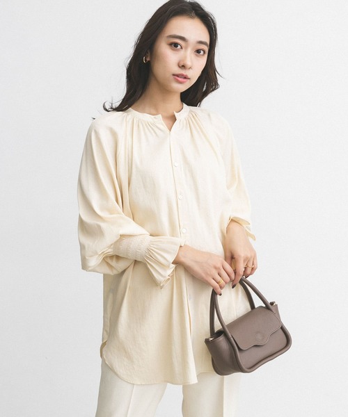 URBAN RESEARCH ROSSO WOMEN(アーバンリサーチ ロッソ)の「2WAYボリュームスリーブブラウス(シャツ/ブラウス・レディース・オフホワイト/ライトベージュ・FREE)」の15枚目の写真