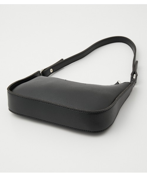 AZUL by moussy（アズールバイマウジー）の「MINI BAG POUCH/ミニバッグポーチ（ポーチ・レディース・ブラック/ライトベージュ・FREE）」の5枚目の写真