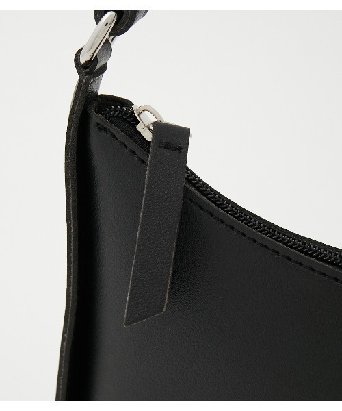 AZUL by moussy（アズールバイマウジー）の「MINI BAG POUCH/ミニバッグポーチ（ポーチ・レディース・ブラック/ライトベージュ・FREE）」の6枚目の写真