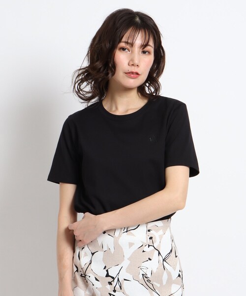 COUP DE CHANCE（クードシャンス）の「【洗える/日本製】刺繍ロゴTシャツ（Tシャツ/カットソー・レディース・ホワイト/ブラック/ベージュ・40/38/36/34）」の2枚目の写真