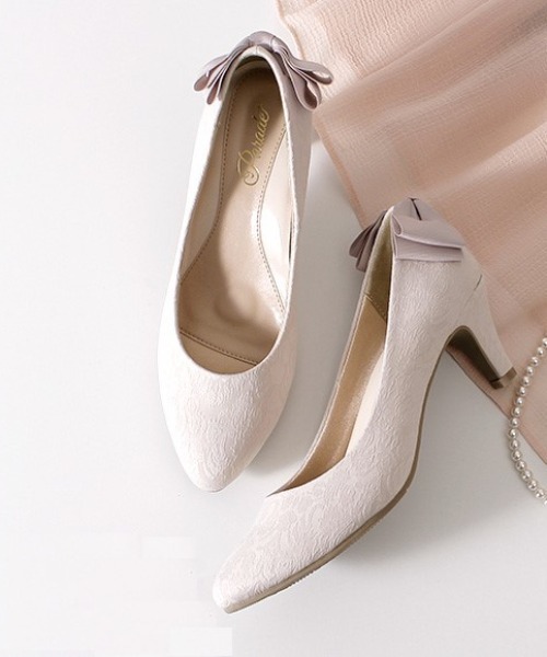 Parade（パレード）の「【極ふわっ】バックリボンパンプス　18161【Parade】（パンプス・レディース・ライトパープル/ライトベージュ/シルバー/ゴールド/ブラック系その他/ブラック/アイボリー/ネイビー/シルバー系その他/ピンクベージュ/グレー/グレー系その他/ピンク系その他/ベージュ・22.5cm/23.5cm/24.5cm/25.5cm/23.0cm/24.0cm/25.0cm/22.0cm/26.0cm）」の7枚目の写真