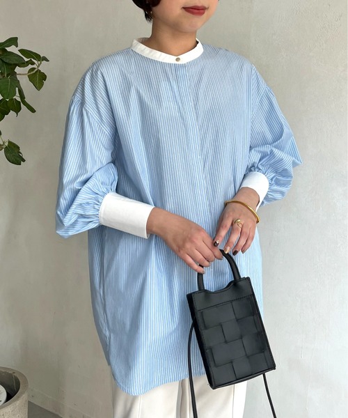 prose verse（プロズヴェール）の「クレリック袖ボリュームブラウス（シャツ/ブラウス・レディース・オフホワイト/ブラック/ブルー/ピンク/サックスブルー・MEDIUM）」の3枚目の写真