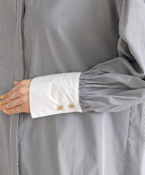 prose verse（プロズヴェール）の「クレリック袖ボリュームブラウス（シャツ/ブラウス・レディース・オフホワイト/ブラック/ブルー/ピンク/サックスブルー・MEDIUM）」の15枚目の写真