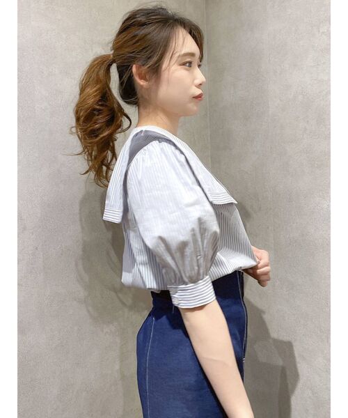 dazzlin(ダズリン)の「ストライプセーラーブラウス(シャツ/ブラウス・レディース・ベージュ/グレー/オフホワイト・FREE)」の22枚目の写真