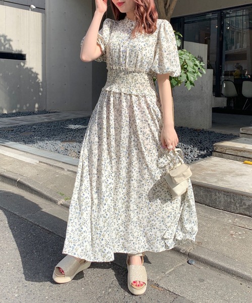 OLIVE des OLIVE（オリーブデオリーブ）の「【WEB限定カラー有】ピンタックバックリボンワンピース（ワンピース・レディース・ライトグレー/グレイッシュベージュ/オフホワイト/サックスブルー/ライム/ブルー・FREE）」の5枚目の写真