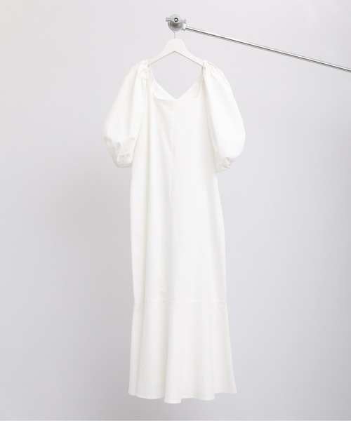 ap retro（アプレトロ）の「ボリュームスリーブ裾フレアワンピース/マーメイドワンピース　前後２WAY（ワンピース・レディース・オフホワイト/ブラック/グリーン/ベージュ/ブラウン/スミクロ/ブルー/ライトブルー/インディゴブルー・FREE）」の18枚目の写真