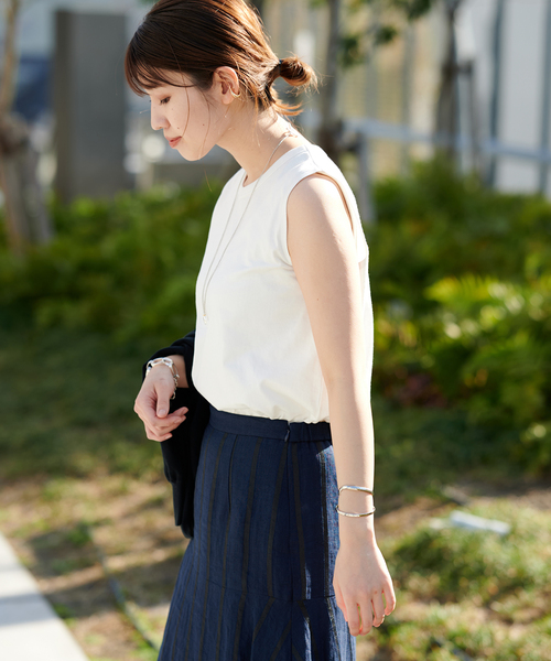 JOURNAL STANDARD（ジャーナルスタンダード）の「ノースリーブ SWEAT SHIRT（Tシャツ/カットソー・レディース・ホワイト/ホワイト系その他2/ブラック・FREE）」の11枚目の写真