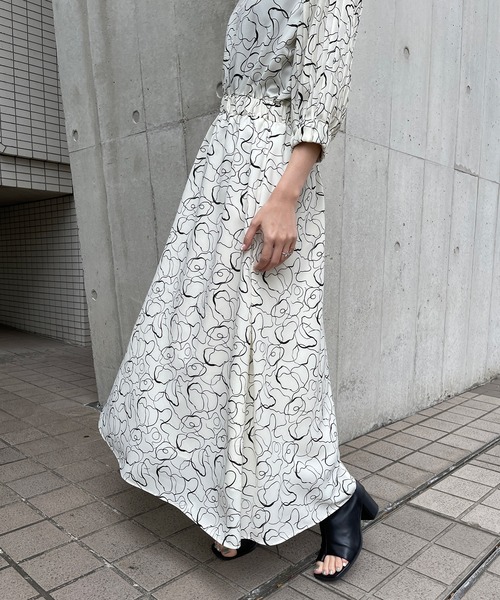 Ezick（エジック）の「ニュアンスプリントワンピース（ワンピース・レディース・オフホワイト/ブラック・FREE）」の20枚目の写真