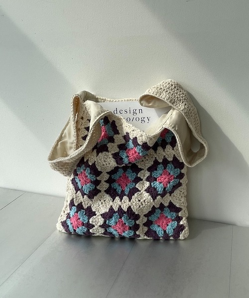 AS KNOW AS plus（アズノゥアズプラス）の「●レトロクロシェトートバッグ（トートバッグ・レディース・アイボリー/ブラック/グリーン・FREE）」の9枚目の写真