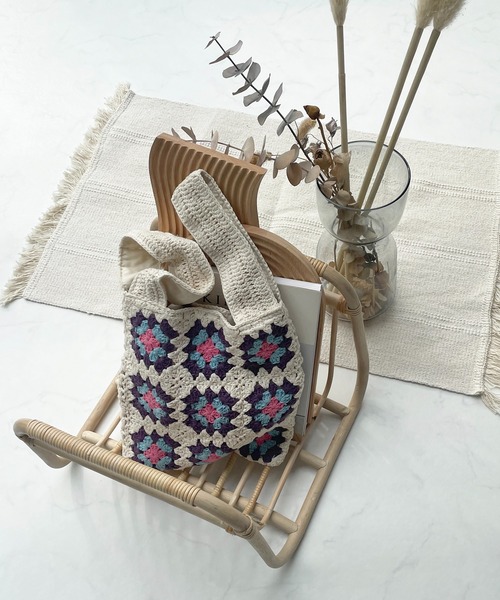 AS KNOW AS plus（アズノゥアズプラス）の「●レトロクロシェトートバッグ（トートバッグ・レディース・アイボリー/ブラック/グリーン・FREE）」の16枚目の写真