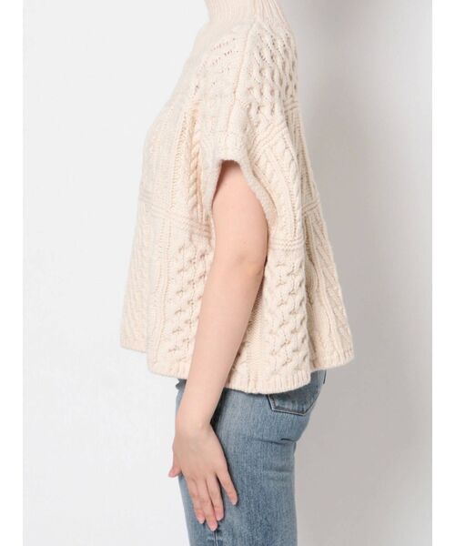 Ungrid（アングリッド）の「パッチワークケーブルニットベスト（ニット/セーター・レディース・ブラウン/アイボリー・FREE）」の17枚目の写真