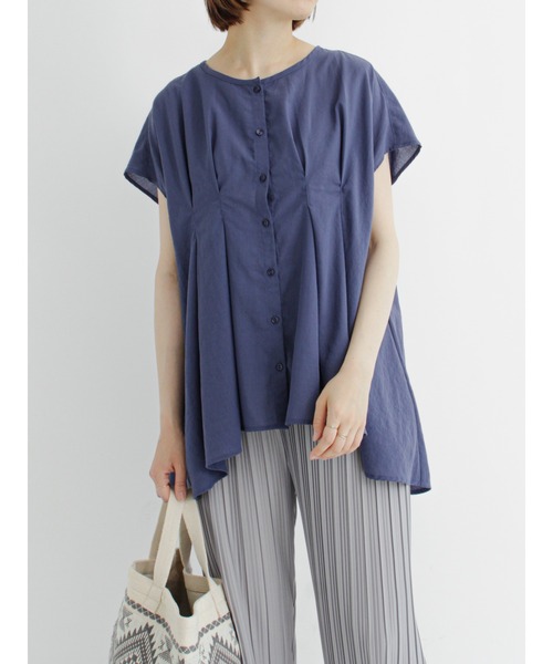 Samansa Mos2 blue(サマンサモスモスブルー)の「タックフレアチュニック(シャツ/ブラウス・レディース・ブラック/ブラウン/ブルー・フリ-)」の3枚目の写真