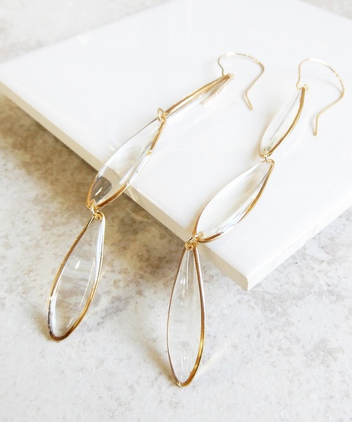 The Rule(ザルール)の「The Rule ザルール:Trough hook pierced earring:ティアドロップピアス(ピアス(両耳用)・レディース・ブラック/ネイビー/クリア・FREE)」の3枚目の写真