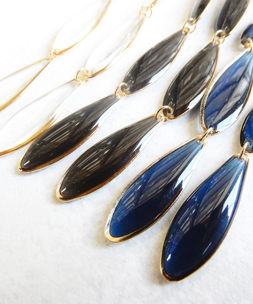 The Rule(ザルール)の「The Rule ザルール:Trough hook pierced earring:ティアドロップピアス(ピアス(両耳用)・レディース・ブラック/ネイビー/クリア・FREE)」の9枚目の写真