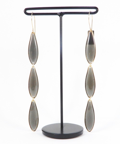 The Rule(ザルール)の「The Rule ザルール:Trough hook pierced earring:ティアドロップピアス(ピアス(両耳用)・レディース・ブラック/ネイビー/クリア・FREE)」の8枚目の写真