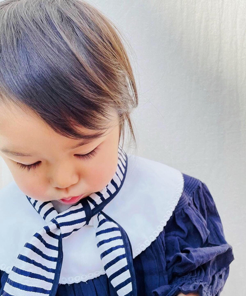 IENA ENFANT（イエナアンファン）の「【MARLMARL】別注 bibs ストライプ（baby）（スタイ/よだれかけ・キッズ・ネイビー・FREE）」の8枚目の写真