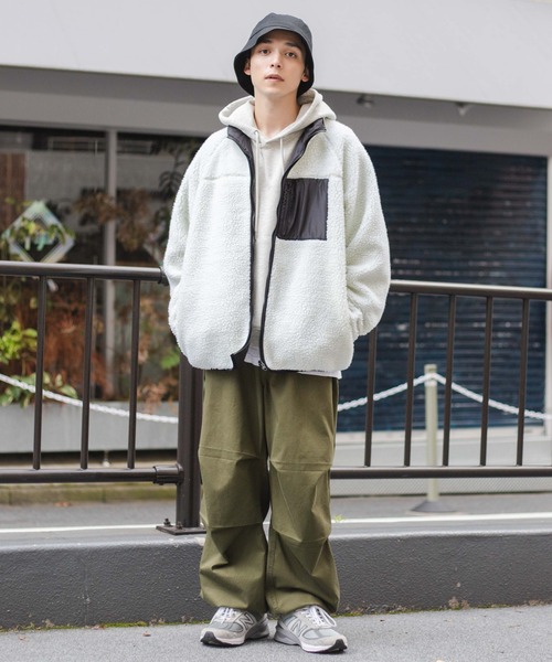 WEGO（ウィゴー）の「WEGO/リバーシブル ボアブルゾン（ブルゾン・メンズ・ホワイト/ブラック/パープル・LARGE/MEDIUM/X-LARGE）」の17枚目の写真