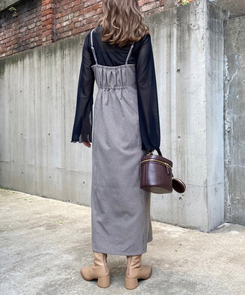 one after another NICE CLAUP(ワンアフターアナザーナイスクラップ)の「Iラインスリットキャミワンピース(ワンピース・レディース・ホワイト系その他/ブラック/ブラウン系その他/グレー系その他・SMALL/MEDIUM)」の14枚目の写真