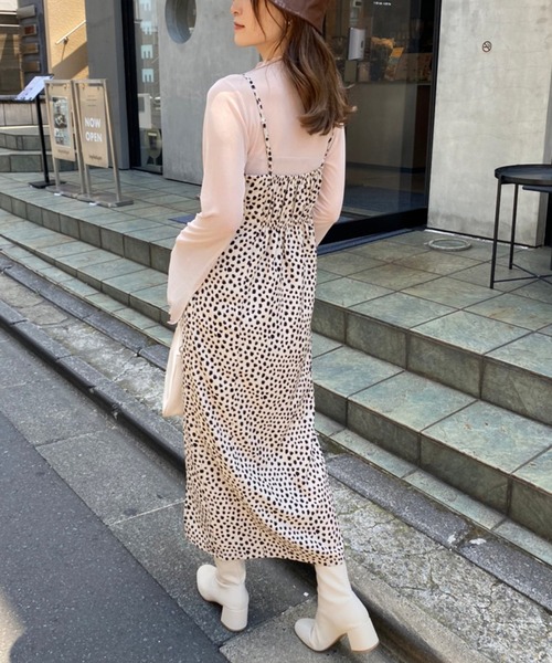 one after another NICE CLAUP(ワンアフターアナザーナイスクラップ)の「Iラインスリットキャミワンピース(ワンピース・レディース・ホワイト系その他/ブラック/ブラウン系その他/グレー系その他・SMALL/MEDIUM)」の16枚目の写真