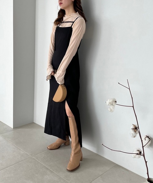 one after another NICE CLAUP(ワンアフターアナザーナイスクラップ)の「Iラインスリットキャミワンピース(ワンピース・レディース・ホワイト系その他/ブラック/ブラウン系その他/グレー系その他・SMALL/MEDIUM)」の5枚目の写真