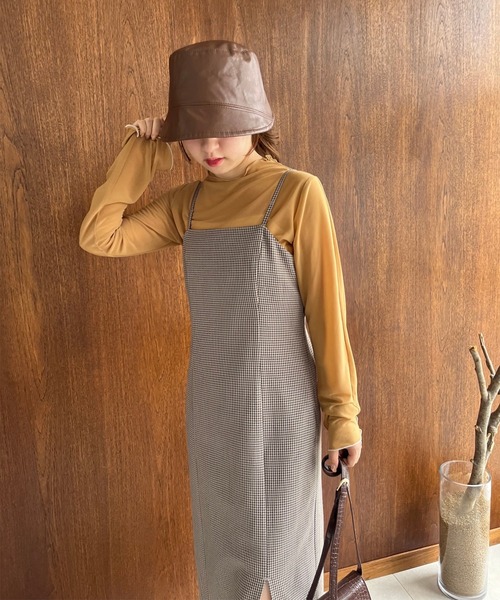 one after another NICE CLAUP(ワンアフターアナザーナイスクラップ)の「Iラインスリットキャミワンピース(ワンピース・レディース・ホワイト系その他/ブラック/ブラウン系その他/グレー系その他・SMALL/MEDIUM)」の10枚目の写真